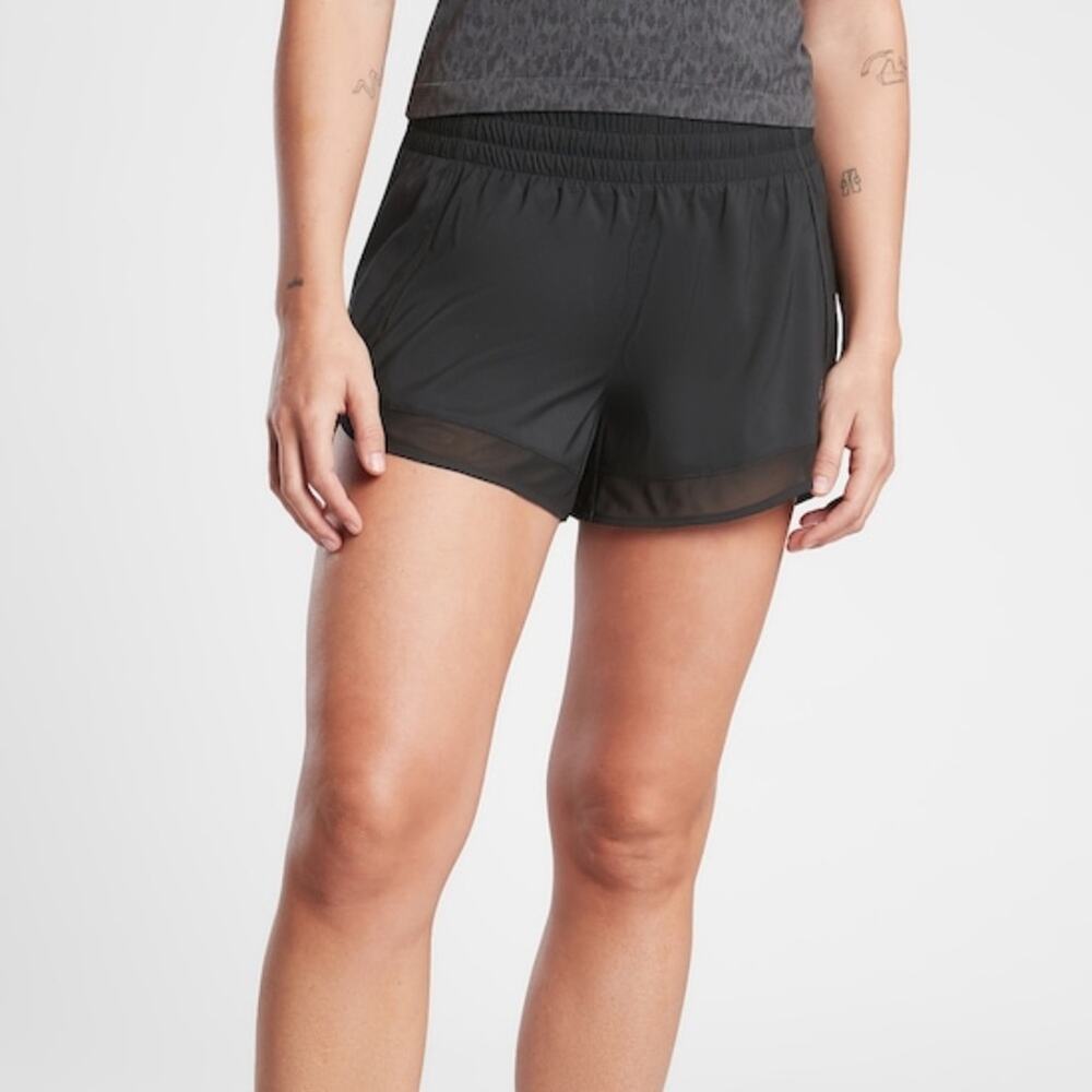 Athleta black mesh racer run shorts size small